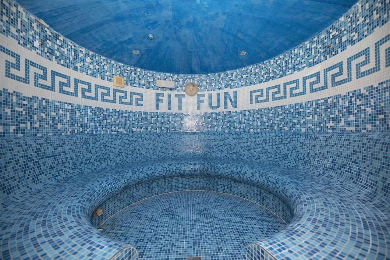 Fit Fun Hotel 3*